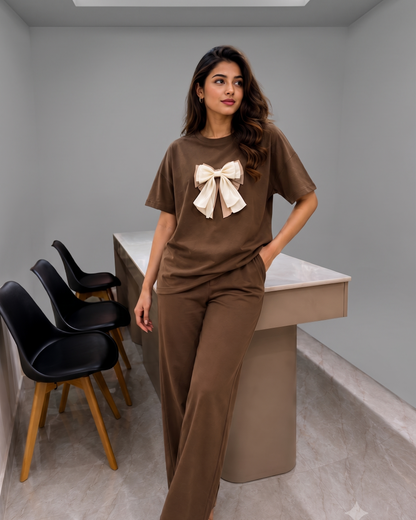 Bow applique Top