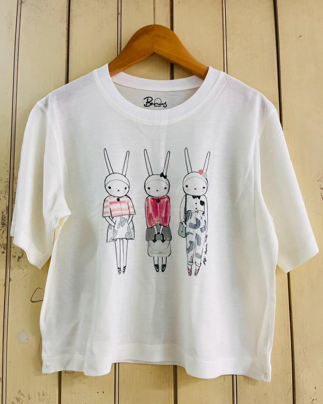 White Graphic-T-Shirt