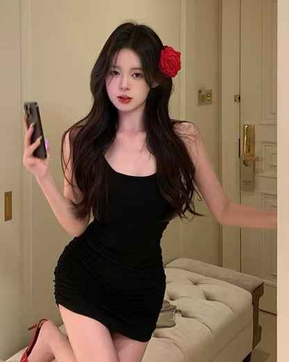 Essential Sleeveless Scoop Neck Mini Dress